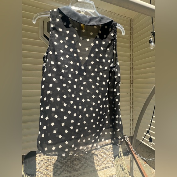 Beautiful Block Design Sheer Blouse - Picture 7 of 9